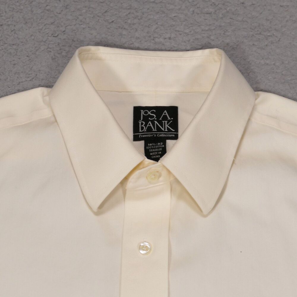 Jos A Bank Traveler Shirt Mens 16 1/2-32 Ivory Button Up Long Sleeve